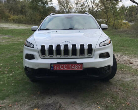 Джип Чероки 2015 в Киеве на Automoto.ua Белый Джип Чероки, объемом двигателя 3.24 л и пробегом 100 тыс. км за 15200 $, фото 23 на Automoto.ua