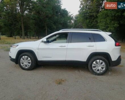 Білий Джип Cherokee, об'ємом двигуна 2.4 л та пробігом 202 тис. км за 12200 $, фото 8 на Automoto.ua