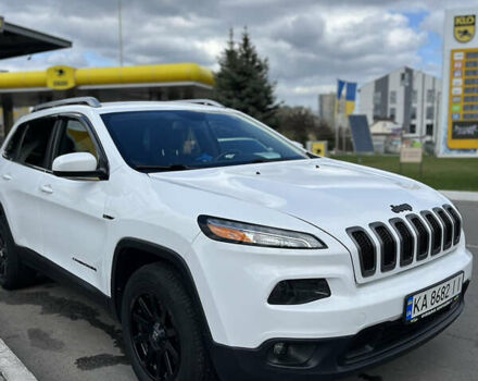 Белый Джип Чероки, объемом двигателя 2.36 л и пробегом 126 тыс. км за 15500 $, фото 2 на Automoto.ua