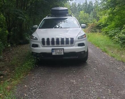 Джип Cherokee 2015 у Хмельницькому на Automoto.ua Білий Джип Cherokee, об'ємом двигуна 3.24 л та пробігом 202 тис. км за 14500 $, фото 18 на Automoto.ua