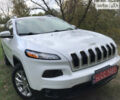 Джип Чероки 2015 в Киеве на Automoto.ua Белый Джип Чероки, объемом двигателя 3.24 л и пробегом 100 тыс. км за 15200 $, фото 16 на Automoto.ua