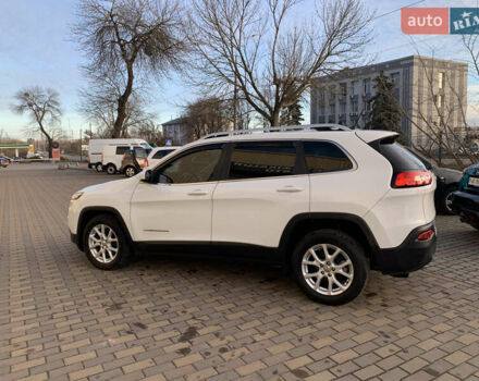 Білий Джип Cherokee, об'ємом двигуна 2.36 л та пробігом 297 тис. км за 9650 $, фото 10 на Automoto.ua