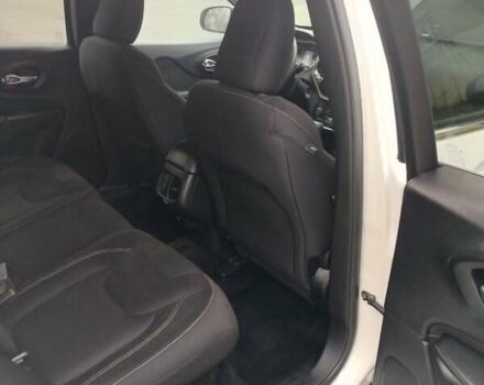 Белый Джип Чероки, объемом двигателя 0 л и пробегом 189 тыс. км за 11700 $, фото 23 на Automoto.ua