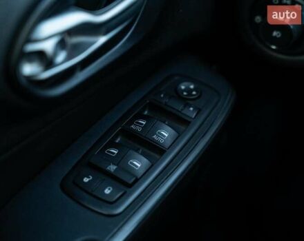 Белый Джип Чероки, объемом двигателя 3.24 л и пробегом 186 тыс. км за 17900 $, фото 18 на Automoto.ua