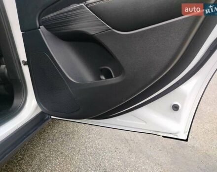 Белый Джип Чероки, объемом двигателя 0 л и пробегом 189 тыс. км за 11700 $, фото 28 на Automoto.ua