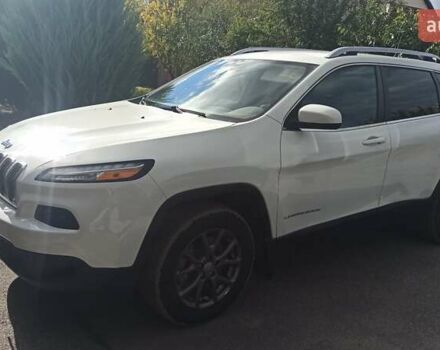 Білий Джип Cherokee, об'ємом двигуна 2.36 л та пробігом 80 тис. км за 13800 $, фото 1 на Automoto.ua