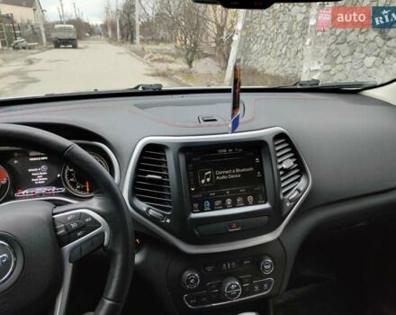 Белый Джип Чероки, объемом двигателя 3.2 л и пробегом 70 тыс. км за 21500 $, фото 25 на Automoto.ua