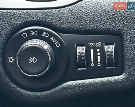 Белый Джип Чероки, объемом двигателя 3.24 л и пробегом 101 тыс. км за 16490 $, фото 13 на Automoto.ua