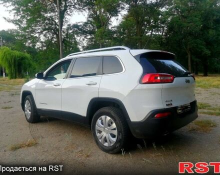 Білий Джип Cherokee, об'ємом двигуна 2.4 л та пробігом 202 тис. км за 12200 $, фото 7 на Automoto.ua