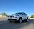 Білий Джип Cherokee, об'ємом двигуна 2 л та пробігом 162 тис. км за 18500 $, фото 1 на Automoto.ua