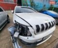 Белый Джип Чероки, объемом двигателя 2 л и пробегом 137 тыс. км за 12800 $, фото 1 на Automoto.ua