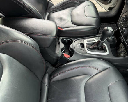 Белый Джип Чероки, объемом двигателя 3.24 л и пробегом 175 тыс. км за 16000 $, фото 23 на Automoto.ua