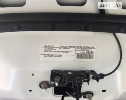 Джип Чероки 2015 в Киеве на Automoto.ua Белый Джип Чероки, объемом двигателя 3.24 л и пробегом 100 тыс. км за 15200 $, фото 62 на Automoto.ua