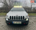 Білий Джип Cherokee, об'ємом двигуна 3.24 л та пробігом 185 тис. км за 16000 $, фото 1 на Automoto.ua