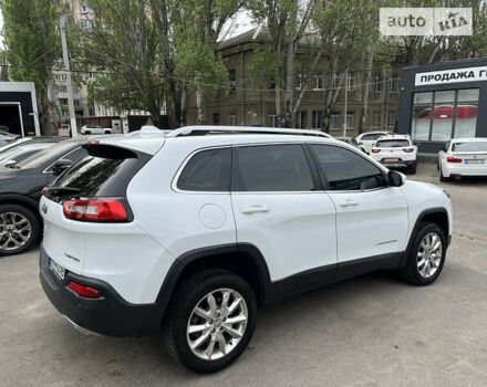 Білий Джип Cherokee, об'ємом двигуна 2 л та пробігом 125 тис. км за 18600 $, фото 5 на Automoto.ua