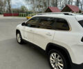Білий Джип Cherokee, об'ємом двигуна 2.36 л та пробігом 169 тис. км за 13700 $, фото 5 на Automoto.ua