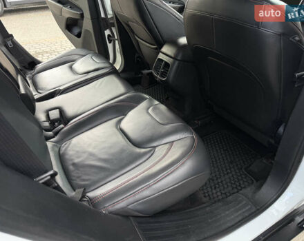 Белый Джип Чероки, объемом двигателя 3.24 л и пробегом 175 тыс. км за 16000 $, фото 45 на Automoto.ua