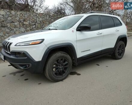 Белый Джип Чероки, объемом двигателя 3.2 л и пробегом 70 тыс. км за 21500 $, фото 12 на Automoto.ua