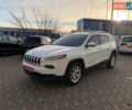Білий Джип Cherokee, об'ємом двигуна 2.36 л та пробігом 297 тис. км за 9650 $, фото 13 на Automoto.ua