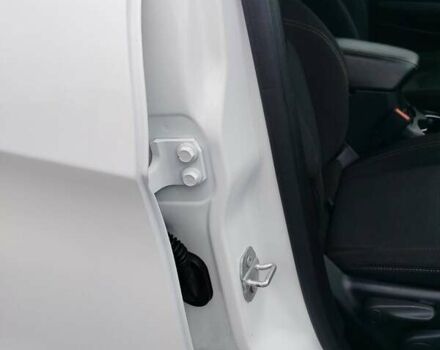 Белый Джип Чероки, объемом двигателя 0 л и пробегом 189 тыс. км за 11700 $, фото 42 на Automoto.ua