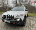 Білий Джип Cherokee, об'ємом двигуна 3.24 л та пробігом 185 тис. км за 16000 $, фото 1 на Automoto.ua