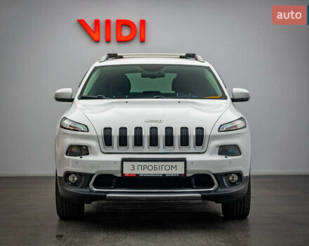 Білий Джип Cherokee, об'ємом двигуна 2 л та пробігом 164 тис. км за 19860 $, фото 2 на Automoto.ua