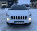 Белый Джип Чероки, объемом двигателя 2.36 л и пробегом 253 тыс. км за 13700 $, фото 1 на Automoto.ua