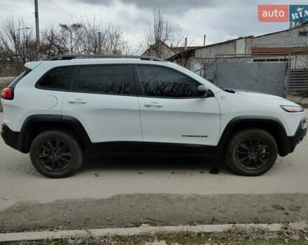 Белый Джип Чероки, объемом двигателя 3.2 л и пробегом 70 тыс. км за 21500 $, фото 40 на Automoto.ua