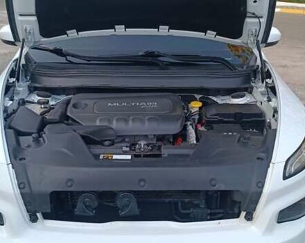 Білий Джип Cherokee, об'ємом двигуна 2.36 л та пробігом 161 тис. км за 16000 $, фото 10 на Automoto.ua