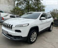 Білий Джип Cherokee, об'ємом двигуна 2 л та пробігом 125 тис. км за 18600 $, фото 1 на Automoto.ua