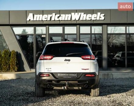 Белый Джип Чероки, объемом двигателя 3.24 л и пробегом 186 тыс. км за 17900 $, фото 5 на Automoto.ua