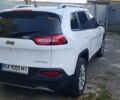 Білий Джип Cherokee, об'ємом двигуна 2.36 л та пробігом 161 тис. км за 16000 $, фото 6 на Automoto.ua