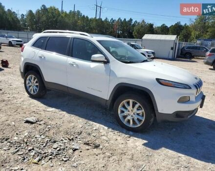 Джип Cherokee 2015 у Черкасах на Automoto.ua Білий Джип Cherokee, об'ємом двигуна 3.2 л та пробігом 119 тис. км за 1600 $, фото 3 на Automoto.ua