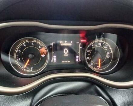 Білий Джип Cherokee, об'ємом двигуна 2.4 л та пробігом 221 тис. км за 12550 $, фото 18 на Automoto.ua