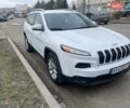 Белый Джип Чероки, объемом двигателя 2.36 л и пробегом 188 тыс. км за 13100 $, фото 1 на Automoto.ua