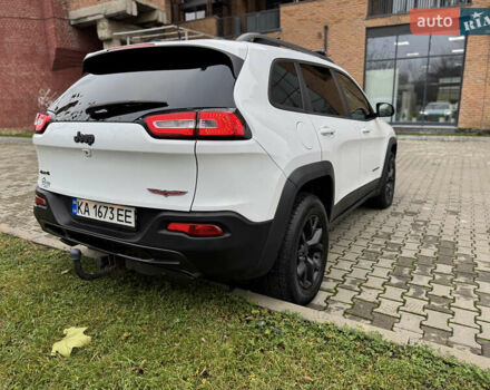 Білий Джип Cherokee, об'ємом двигуна 3.24 л та пробігом 185 тис. км за 16000 $, фото 6 на Automoto.ua