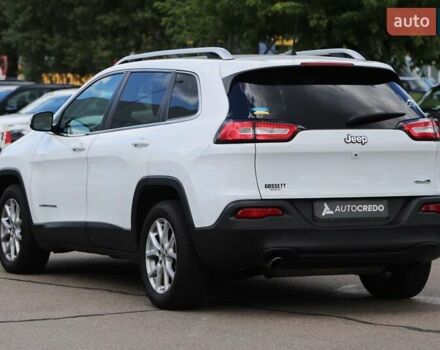Білий Джип Cherokee, об'ємом двигуна 2.36 л та пробігом 163 тис. км за 15500 $, фото 4 на Automoto.ua