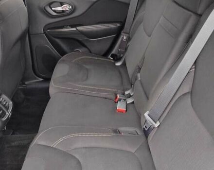 Белый Джип Чероки, объемом двигателя 0 л и пробегом 189 тыс. км за 11700 $, фото 34 на Automoto.ua