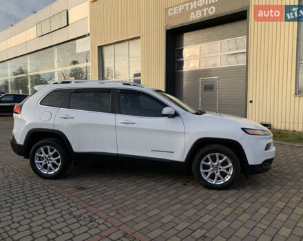 Білий Джип Cherokee, об'ємом двигуна 2.36 л та пробігом 297 тис. км за 9650 $, фото 5 на Automoto.ua