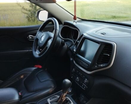 Білий Джип Cherokee, об'ємом двигуна 3 л та пробігом 96 тис. км за 14200 $, фото 10 на Automoto.ua