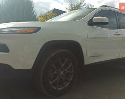 Білий Джип Cherokee, об'ємом двигуна 2.36 л та пробігом 80 тис. км за 13800 $, фото 2 на Automoto.ua