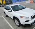 Джип Cherokee 2015 у Києві на Automoto.ua Білий Джип Cherokee, об'ємом двигуна 3.24 л та пробігом 148 тис. км за 13800 $, фото 6 на Automoto.ua