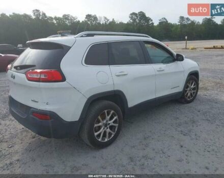 Белый Джип Чероки, объемом двигателя 0 л и пробегом 189 тыс. км за 11700 $, фото 46 на Automoto.ua