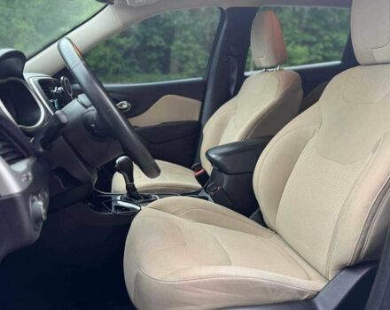 Білий Джип Cherokee, об'ємом двигуна 2.4 л та пробігом 48 тис. км за 15500 $, фото 7 на Automoto.ua