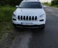 Белый Джип Чероки, объемом двигателя 3.2 л и пробегом 92 тыс. км за 16000 $, фото 1 на Automoto.ua