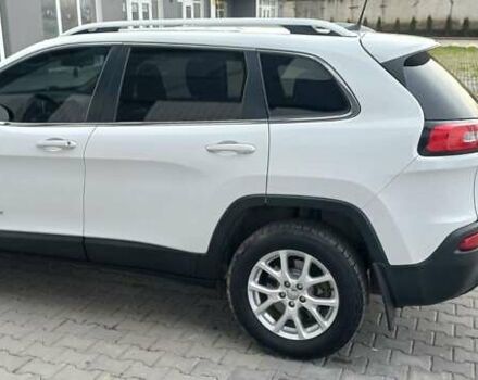 Білий Джип Cherokee, об'ємом двигуна 2.4 л та пробігом 221 тис. км за 12550 $, фото 10 на Automoto.ua