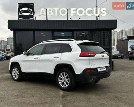 Белый Джип Чероки, объемом двигателя 3.24 л и пробегом 101 тыс. км за 16490 $, фото 4 на Automoto.ua