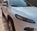 Белый Джип Чероки, объемом двигателя 2 л и пробегом 164 тыс. км за 15300 $, фото 1 на Automoto.ua