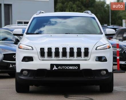 Білий Джип Cherokee, об'ємом двигуна 2.36 л та пробігом 163 тис. км за 15500 $, фото 1 на Automoto.ua