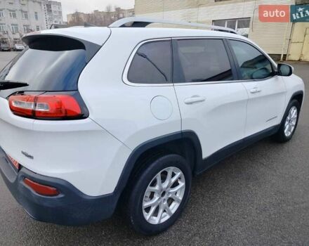 Белый Джип Чероки, объемом двигателя 0 л и пробегом 189 тыс. км за 11700 $, фото 11 на Automoto.ua